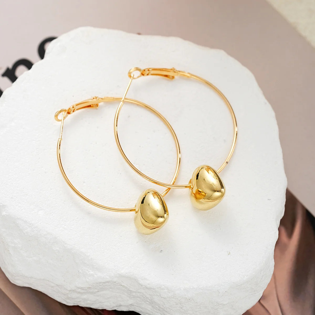 2026 New Heart Pendant Drop Earrings for Women Fashion Gold Color Design Exaggerate Big Circle Hoops Earring Korean Jewelry Gift